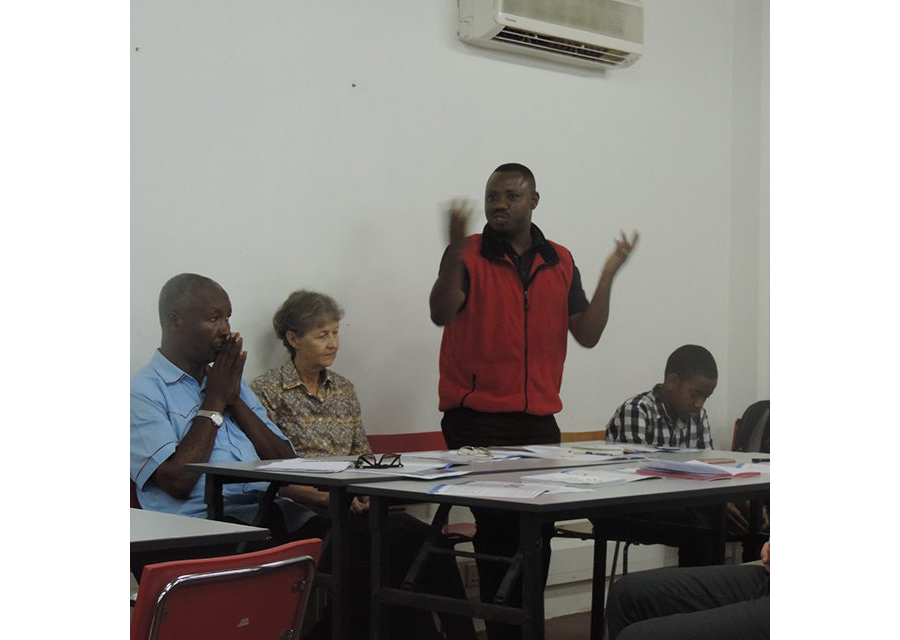 Has Uwezo influenced key actors in 2013 ? Evidence from Kenya, Tanzania and Uganda.